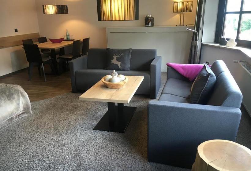 Angelikas Hotel Garnis 16