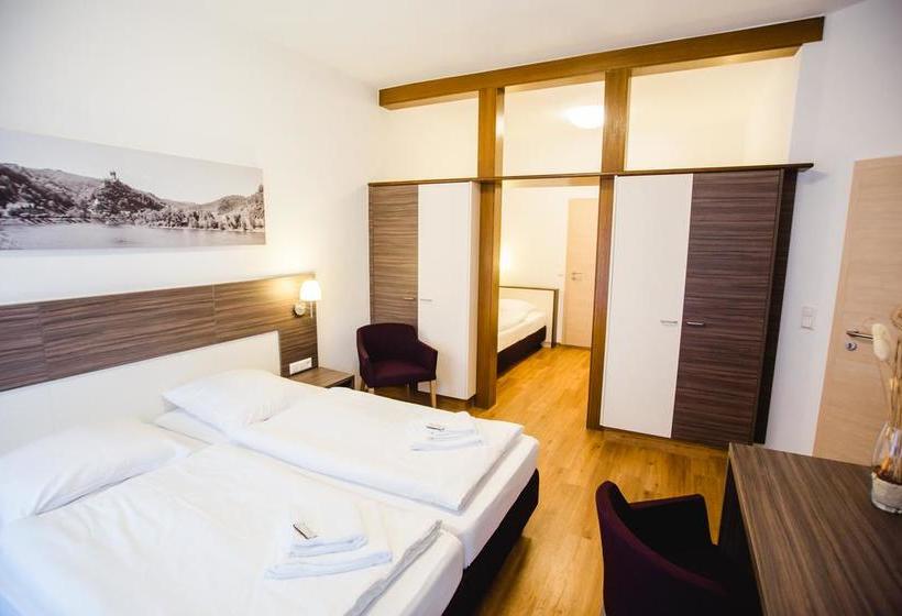 Hotel Altes Winzerhaus & Gästehaus 5