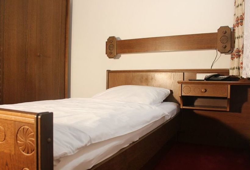 Margaretenhof Hotel Restaurant Biergarten 6