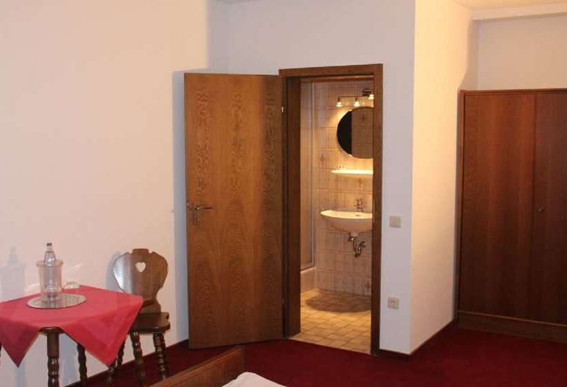 Margaretenhof Hotel Restaurant Biergarten 9