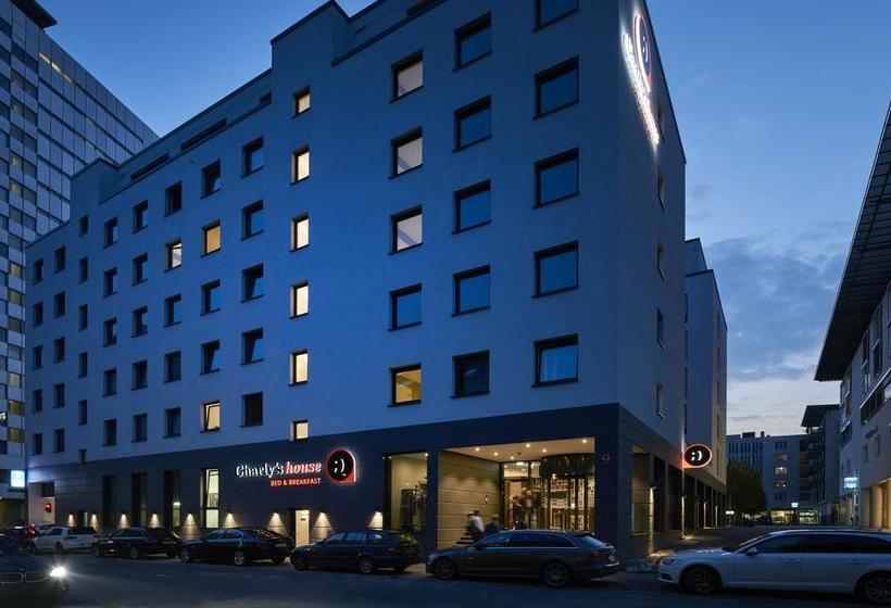 Hotel CharlyŽs House Bed & Breakfast 9