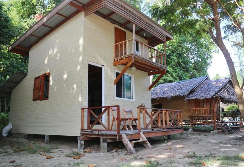 Kradan Island Resort 1