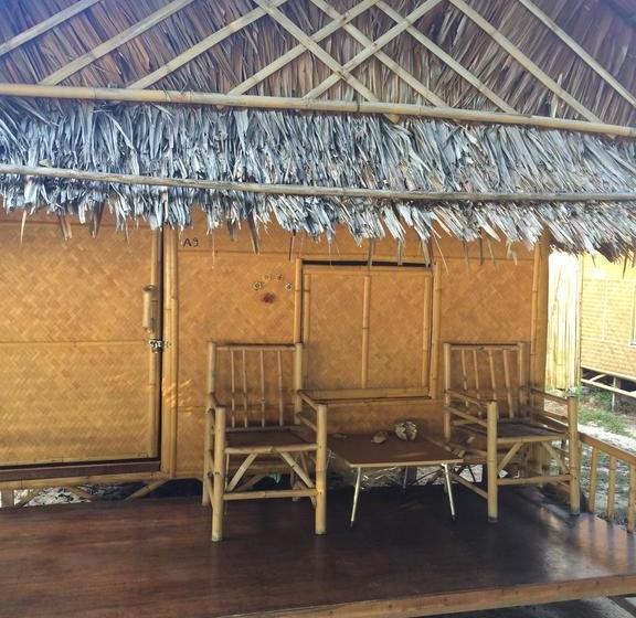 Kradan Island Resort 11