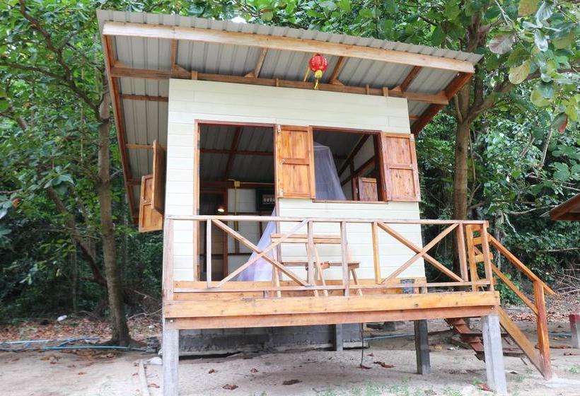 Kradan Island Resort 6