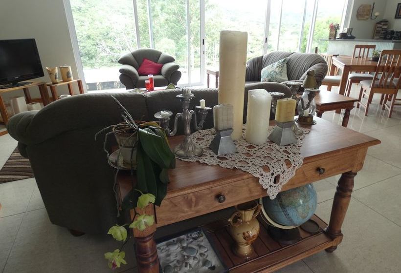 Pension Mackenzies Accommodation 1