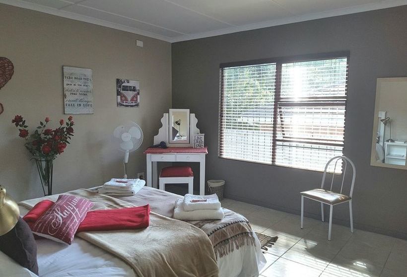 Pension Mackenzies Accommodation 13