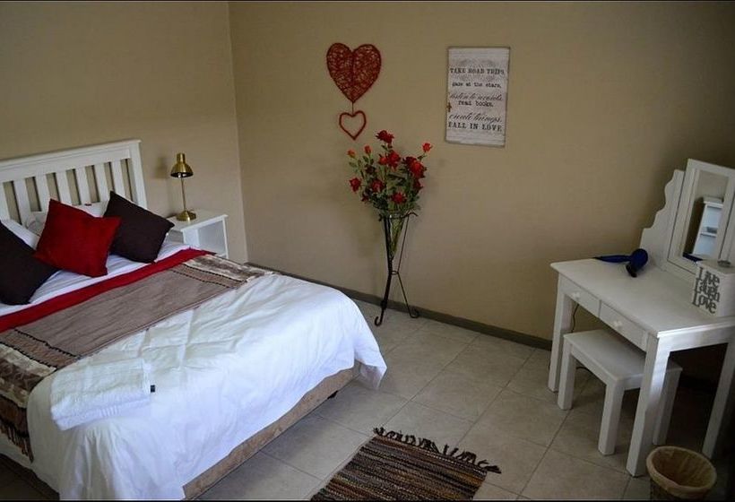 Pension Mackenzies Accommodation 9