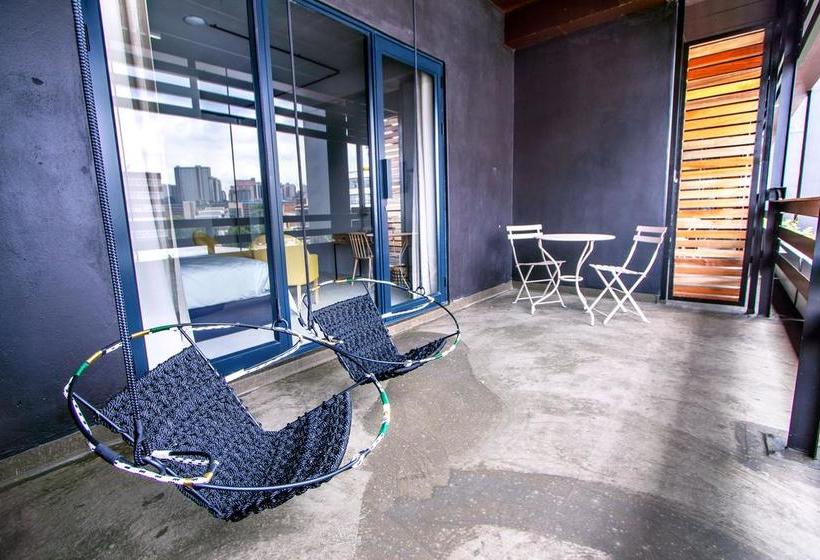 Hotel Hallmark House 11