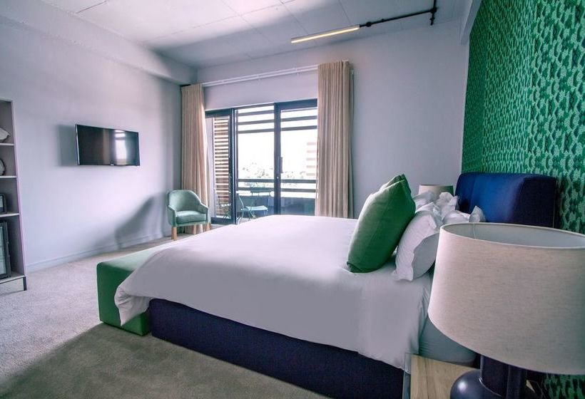 Hotel Hallmark House 13