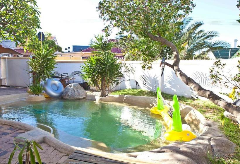 Hostel Green Elephant Backpackers 2