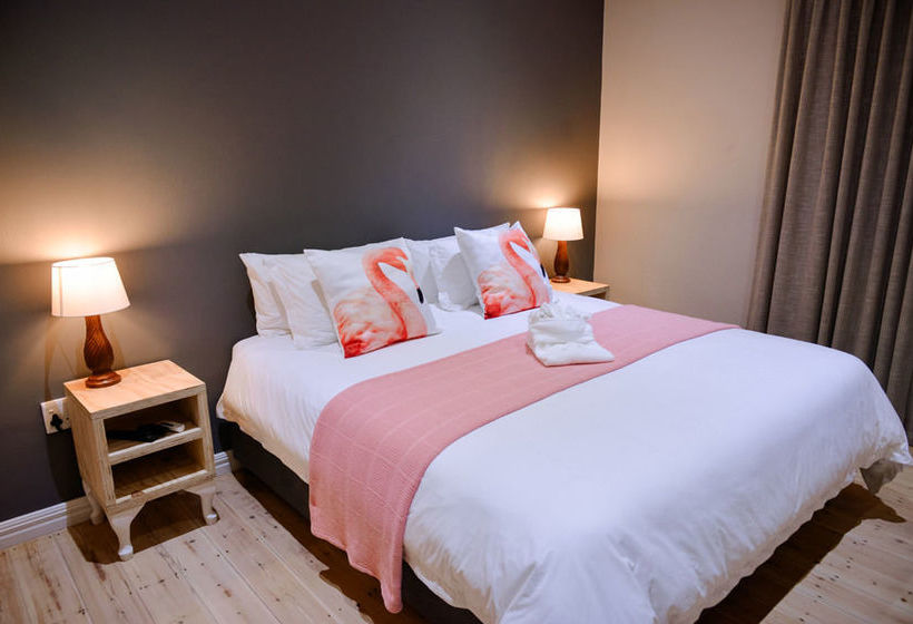 Pension Two Fat Owls Guesthouse 7