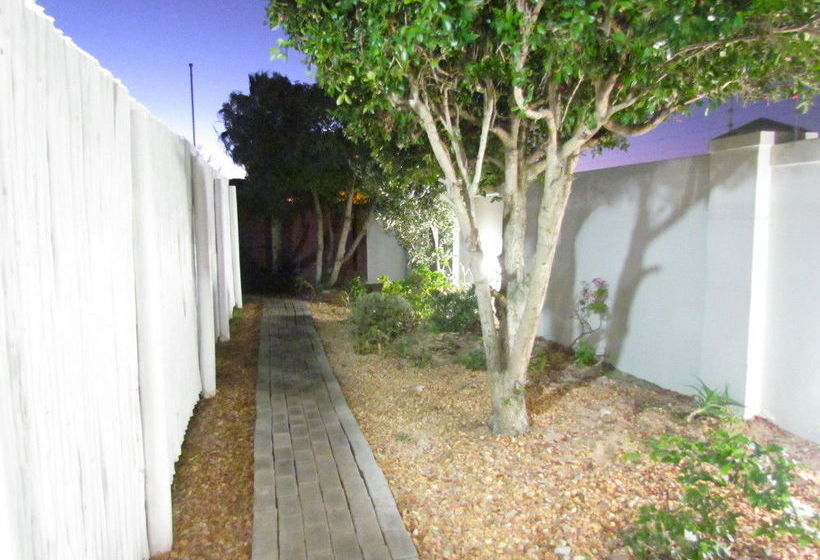 Pension Table View Lodge 1