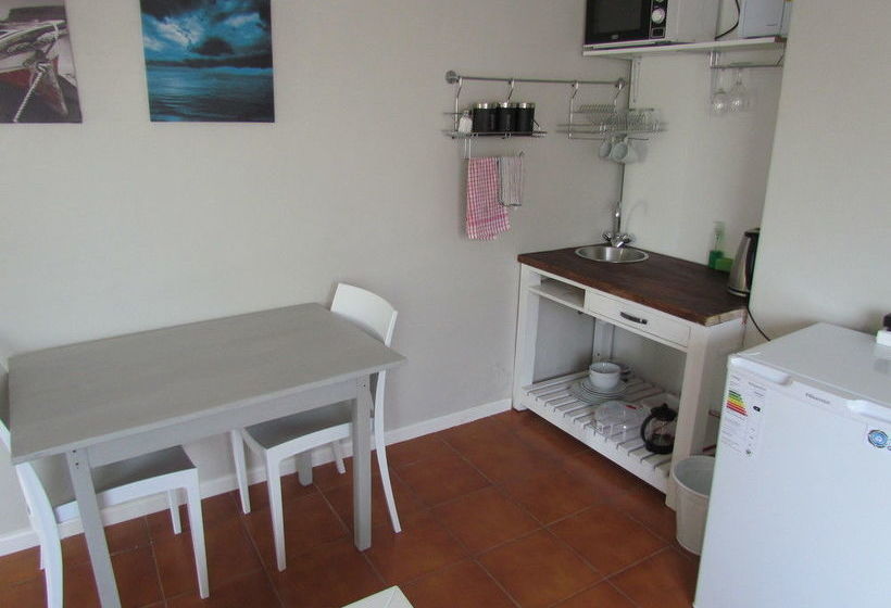 Pension Table View Lodge 15