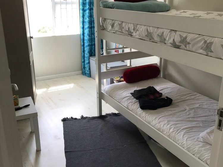 Pension Table View Lodge 7