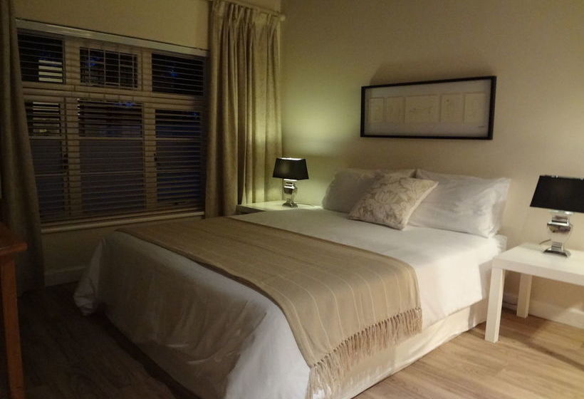 Pension Walker Bay Manor 10