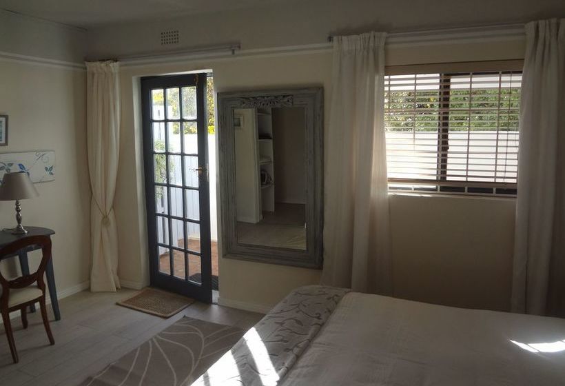 Pension Walker Bay Manor 13