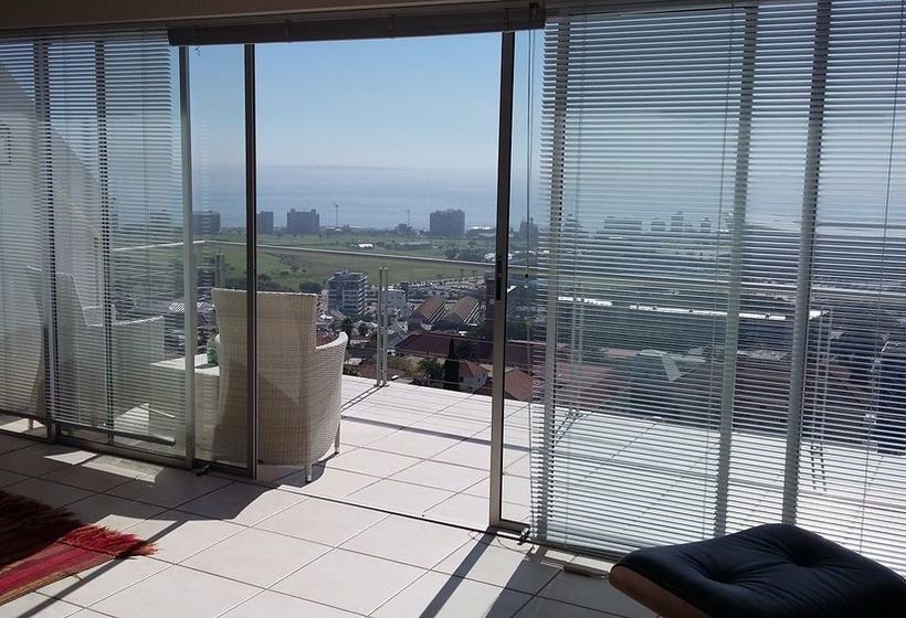 Pension Bluegum Hill Guesthouse 10