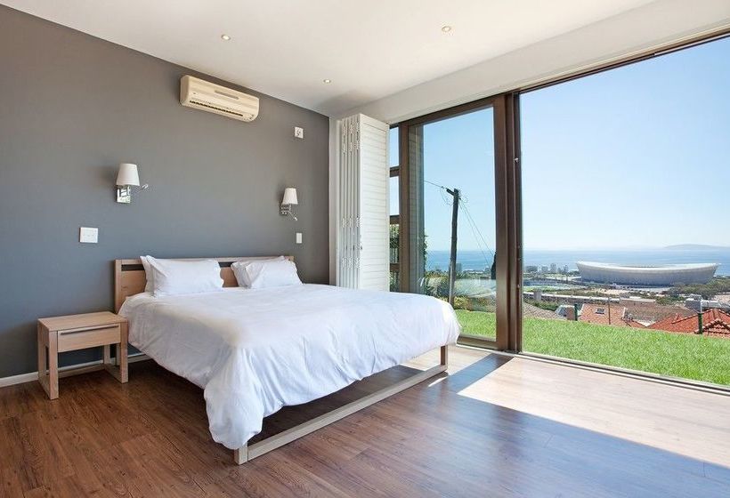 Pension Bluegum Hill Guesthouse 17