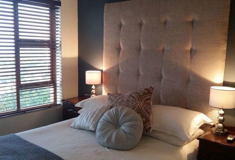 Pension Bluegum Hill Guesthouse 4