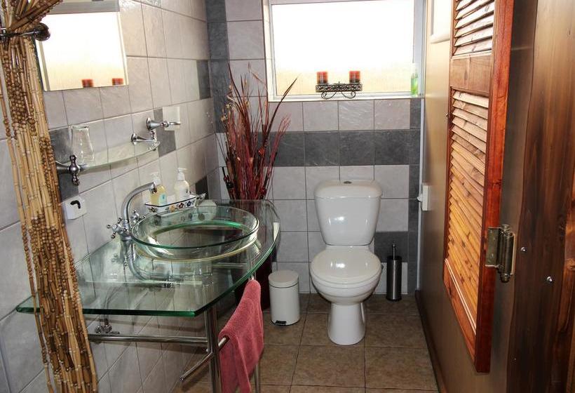 Hotel Willy's Chateau 6