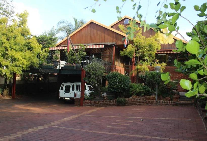 Hotel Willy's Chateau 8