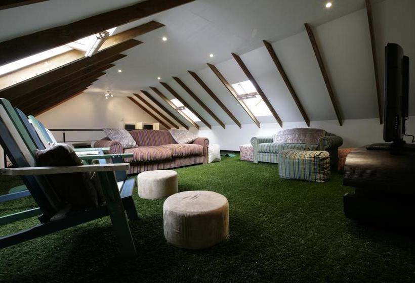 Hotel Atlantic Point Backpackers 8