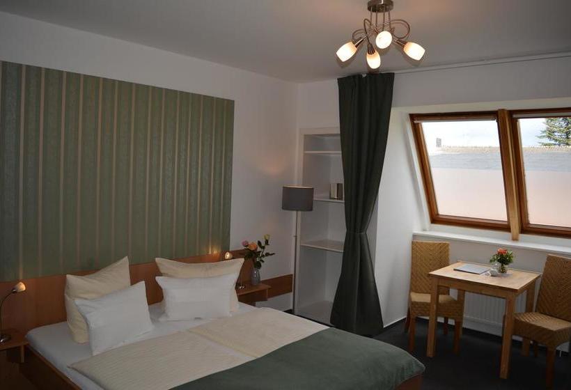 Hotel Garni Am Obsthof 4