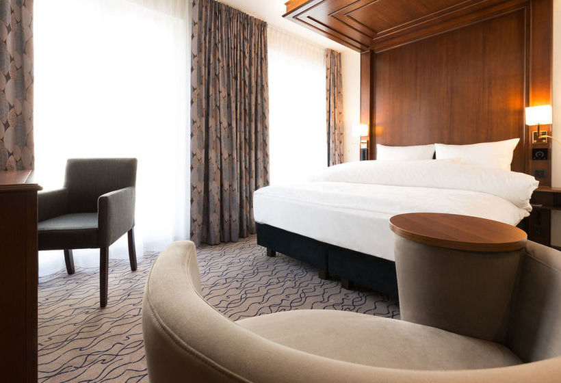 Kings Hotel Citystay 14