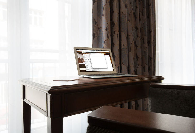 Kings Hotel Citystay 15