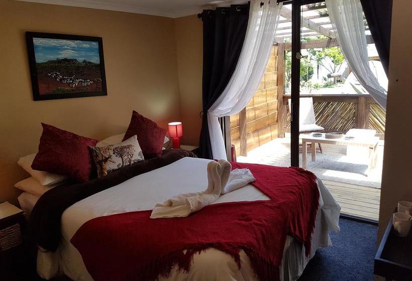 Hotel Tube 'n Axe Accommodation 4