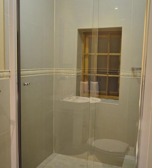 Hotel Woodlands Guest House 4