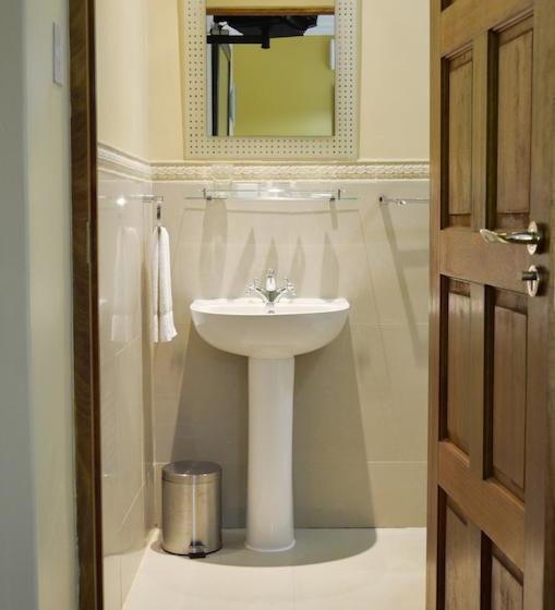 Hotel Woodlands Guest House 5