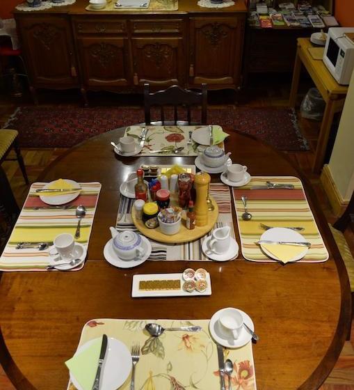 Hotel Woodlands Guest House 9