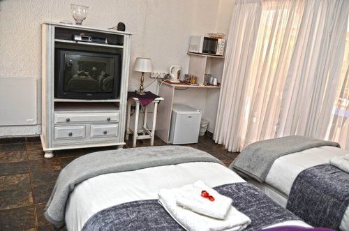 Pension Ukarimu Guest House 2