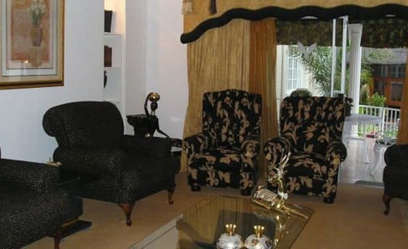 Bed and Breakfast Victorian Guest House 2