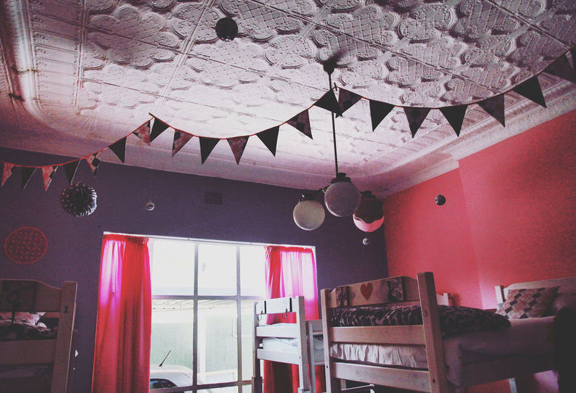 Homebase Melville Hostel 16