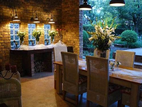 Pension Chateau Vue Guesthouse 13