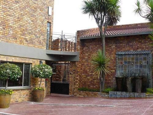 Pension Chateau Vue Guesthouse 16