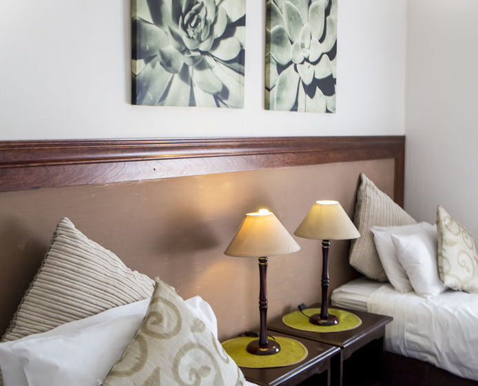 Pension Ons Dorpshuis Guest House 10