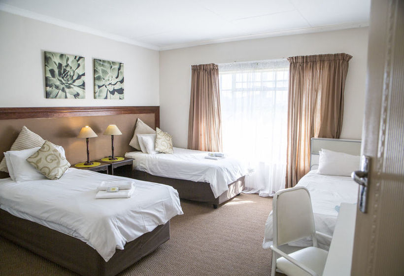 Pension Ons Dorpshuis Guest House 12