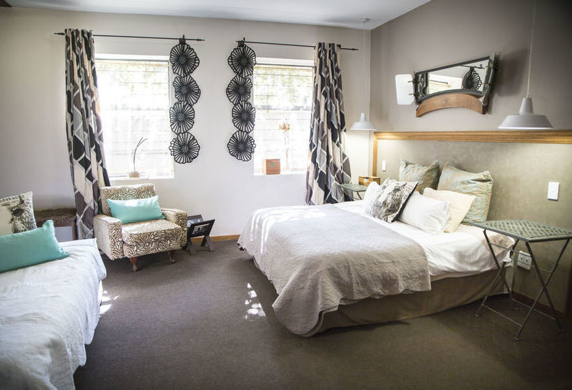 Pension Ons Dorpshuis Guest House 13