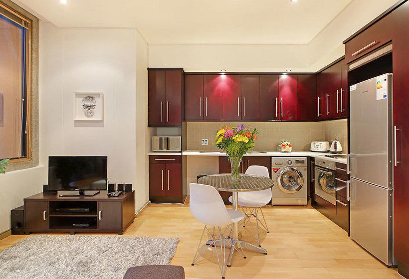 Afribode's Cartwright Apartments 10