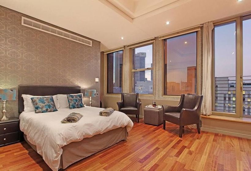 Afribode's Cartwright Apartments 12