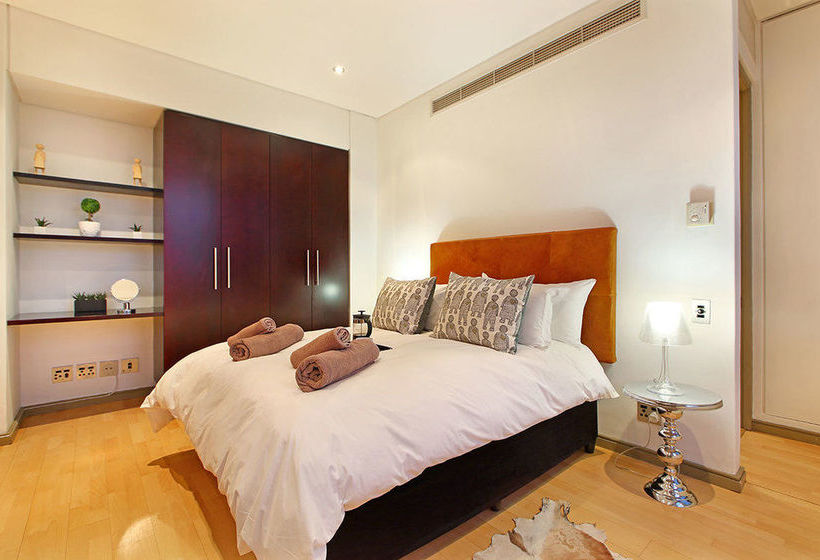 Afribode's Cartwright Apartments 18