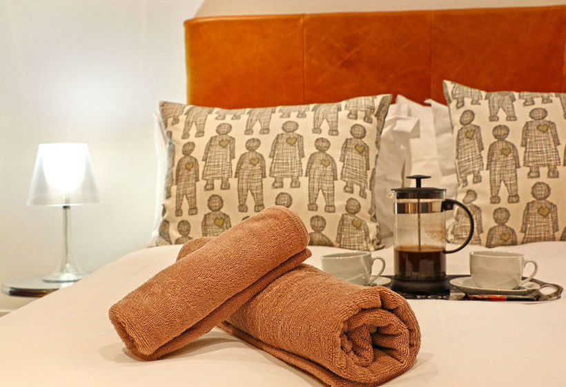 Afribode's Cartwright Apartments 6