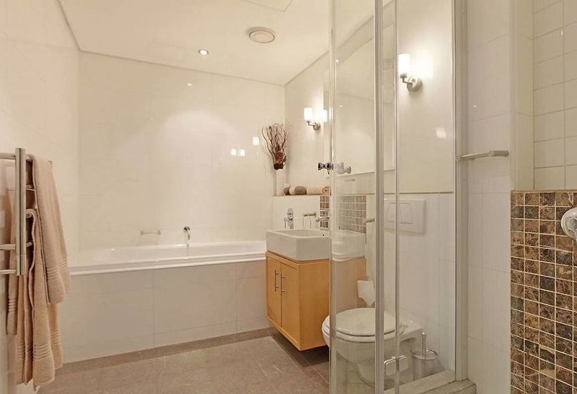 Afribode's Cartwright Apartments 7