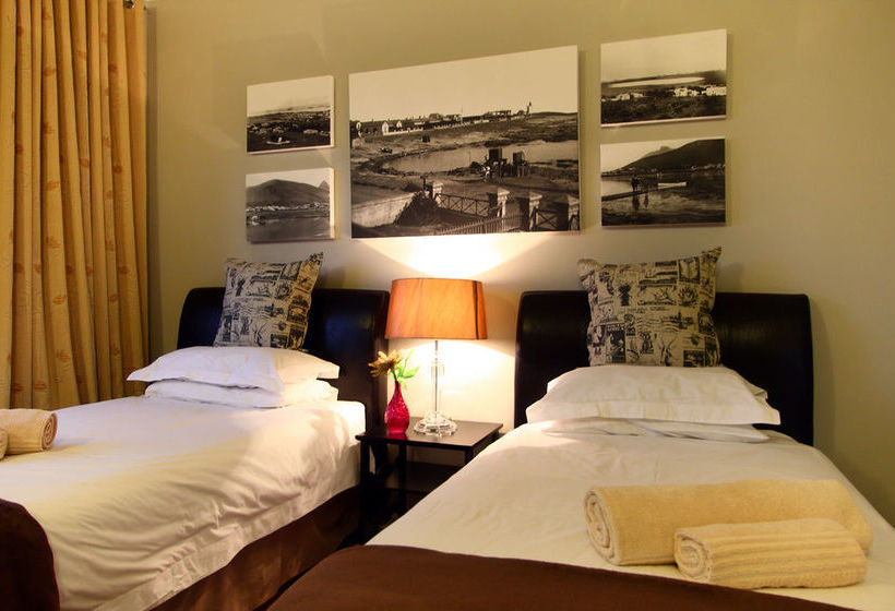 Afribode Acc Adenium Beachfront Apartment 12