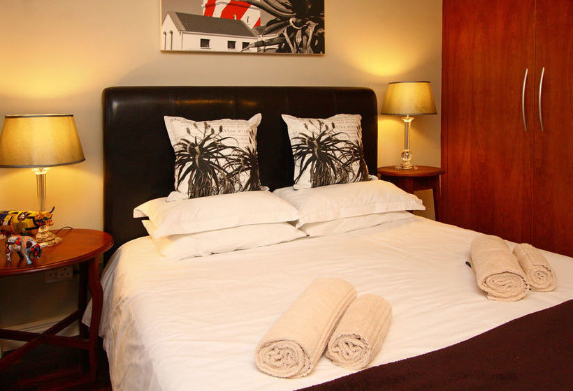 Afribode Acc Adenium Beachfront Apartment 2