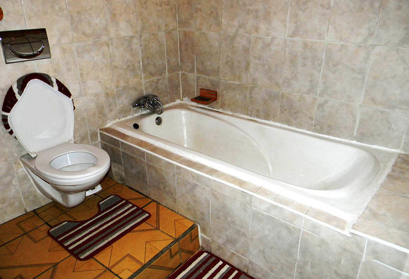 Hotel African Cave Lodge 14