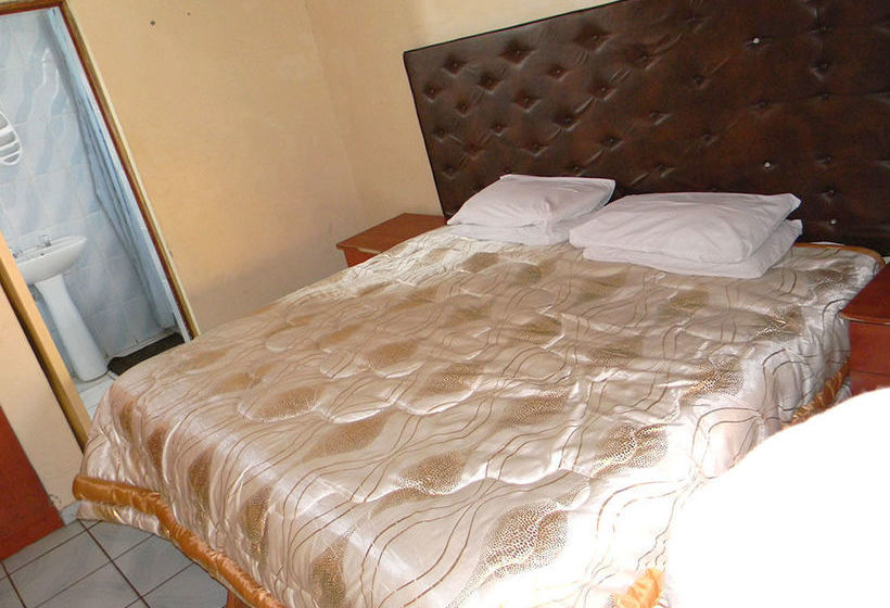 Hotel African Cave Lodge 4